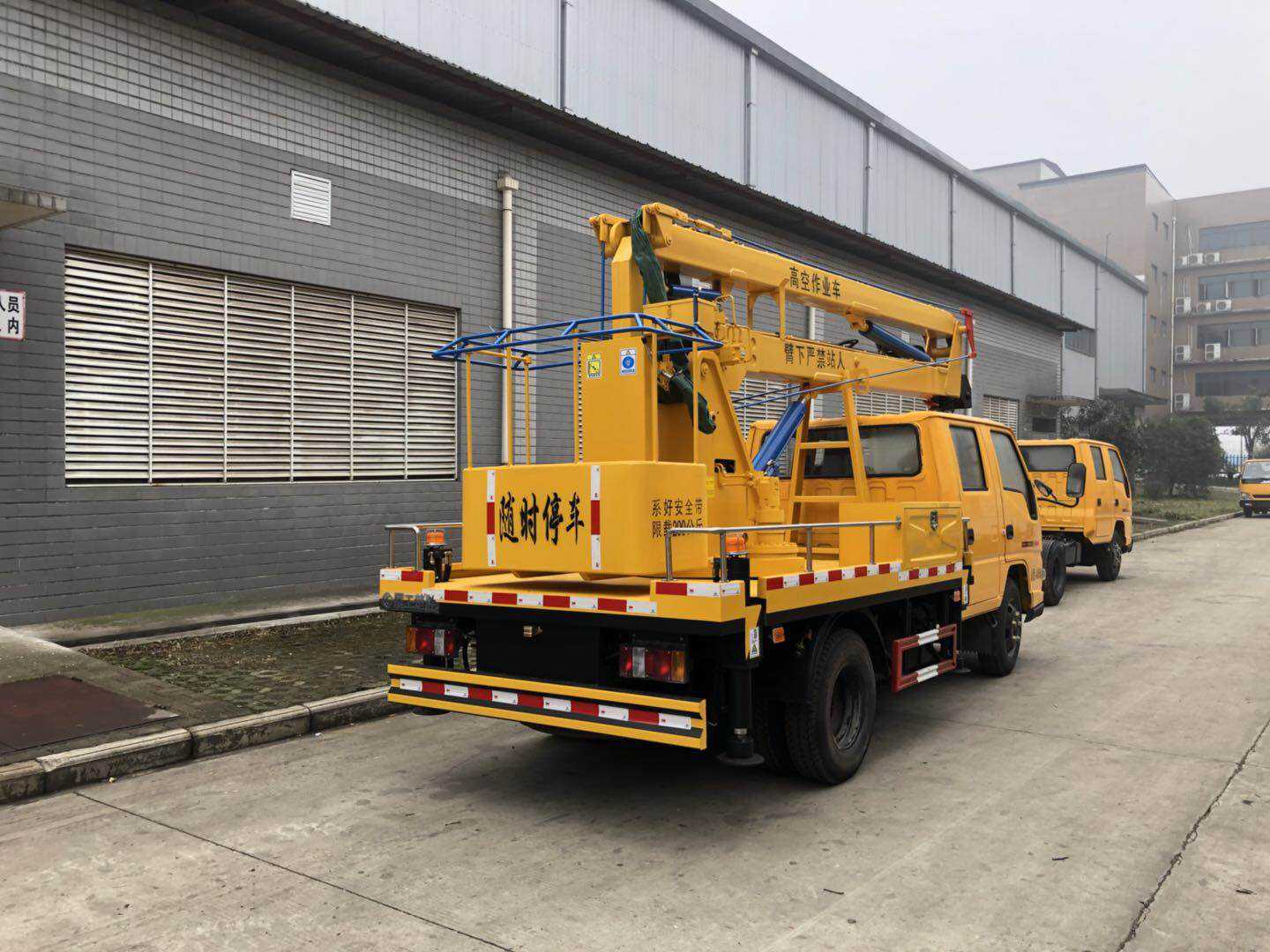 咨詢熱線：18672633300