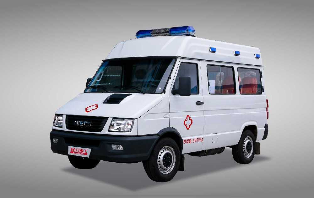 依維柯救護車